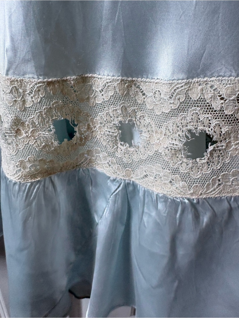 Vintage 1940’s Satin Nightgown and Jacket Set - Picture 14 of 14